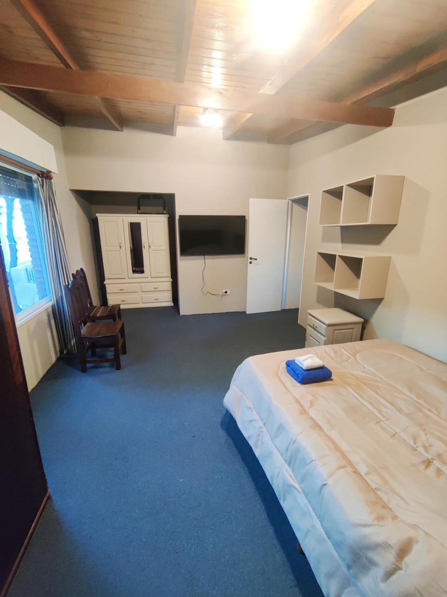 Lindo Departamento En Rosario, Excelente Ubicacion Con Cochera! * Rosario